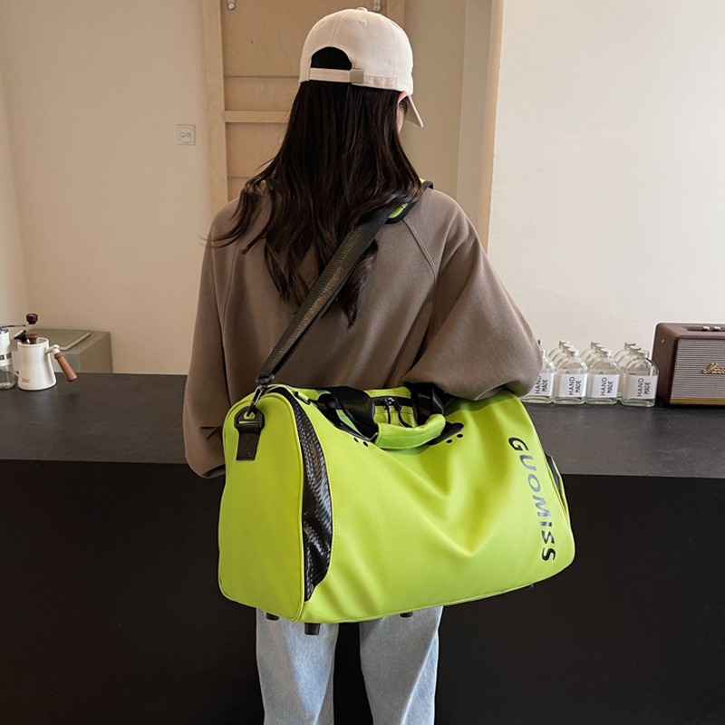 Wodoodporna torba treningowa z – Outdoor Sport Name recenzja i cena